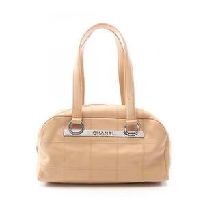 CHANEL Cream Caviar Leather Shoulder Bag